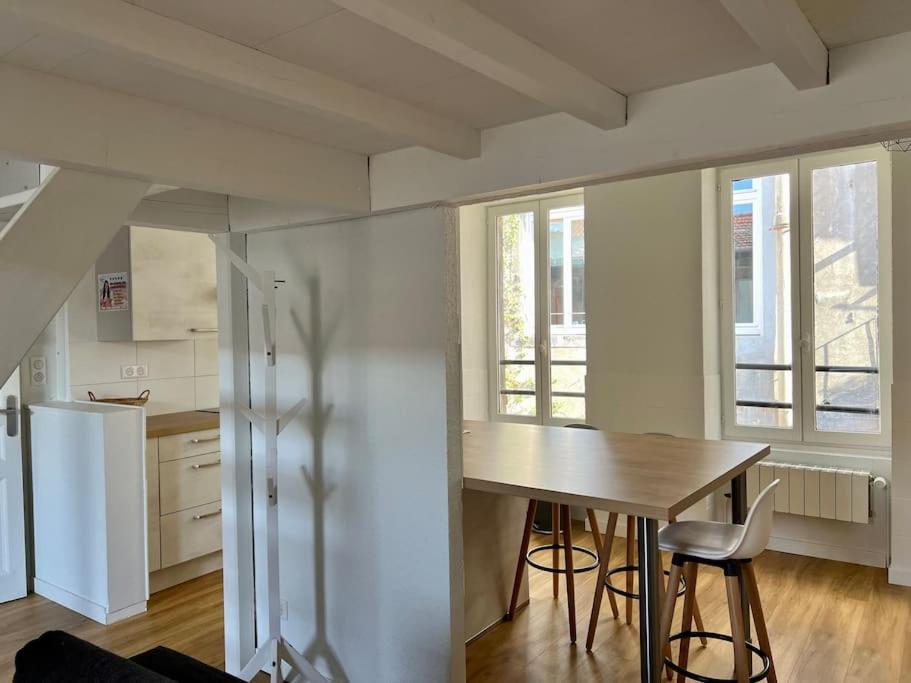 Charmant Appartement Plein Centre Avec Parking Augustins B Клермон-Феран Екстериор снимка